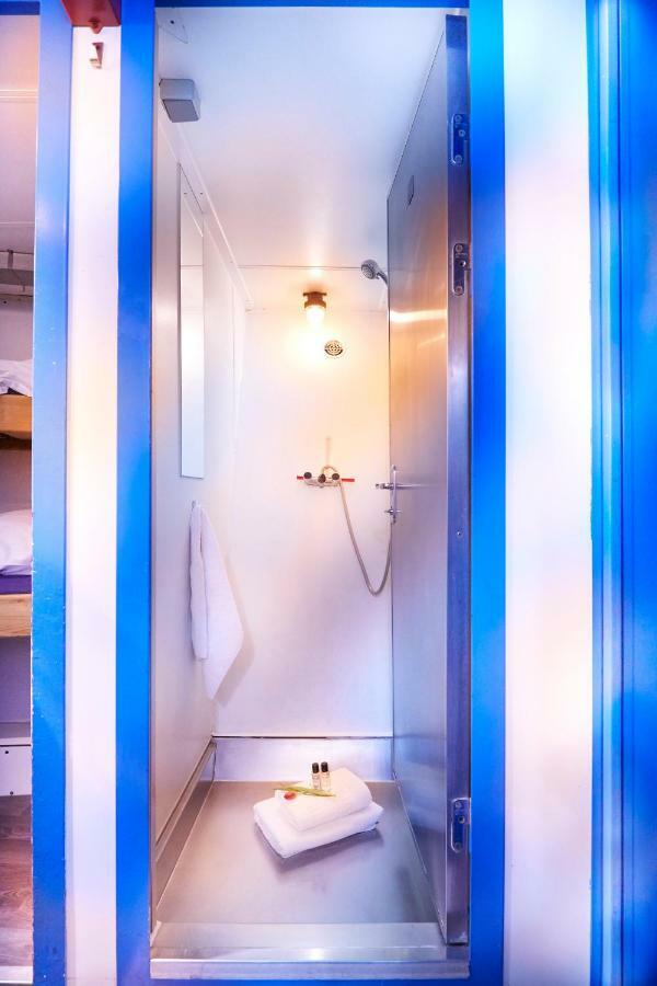 Segelschiff Loth Lorien Otel Hamburg Dış mekan fotoğraf